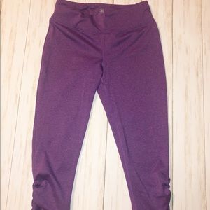 ⭐️ 3/$20 Gaiam performance capris